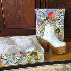 Jeffrey Campbell White and Brown Platform Shoes
